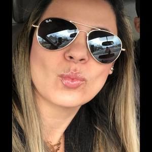 Meet your Posher, Cynthia